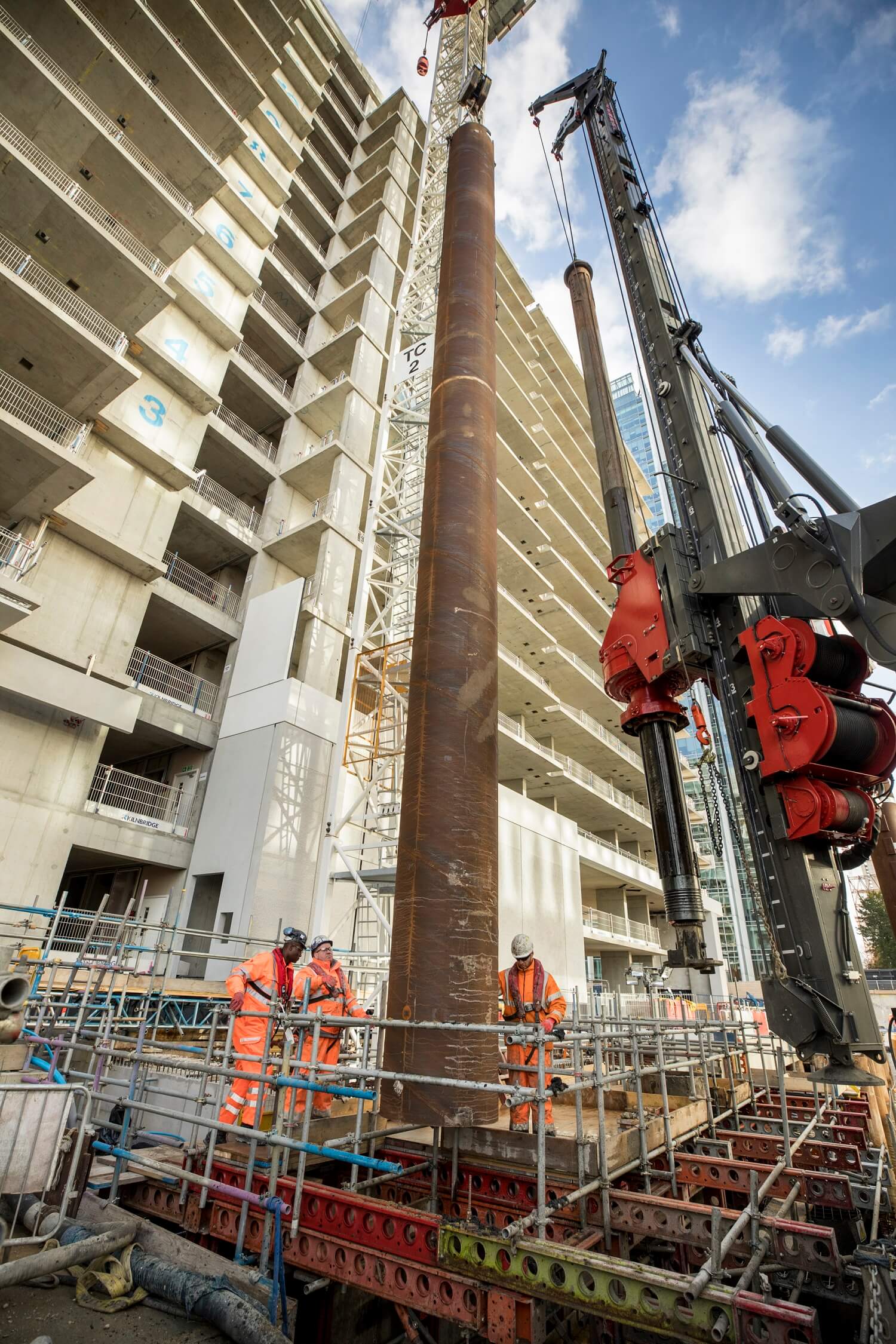 Foundations Solution - Bridge On Water Street Canary Wharf - Marine LDA Piling minipiling (5)