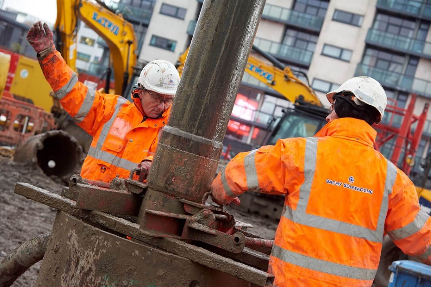 Foundations Solution - Radisson Red Hotel Glasgow - Large DIameter Auger LDA Piling (1) (1)