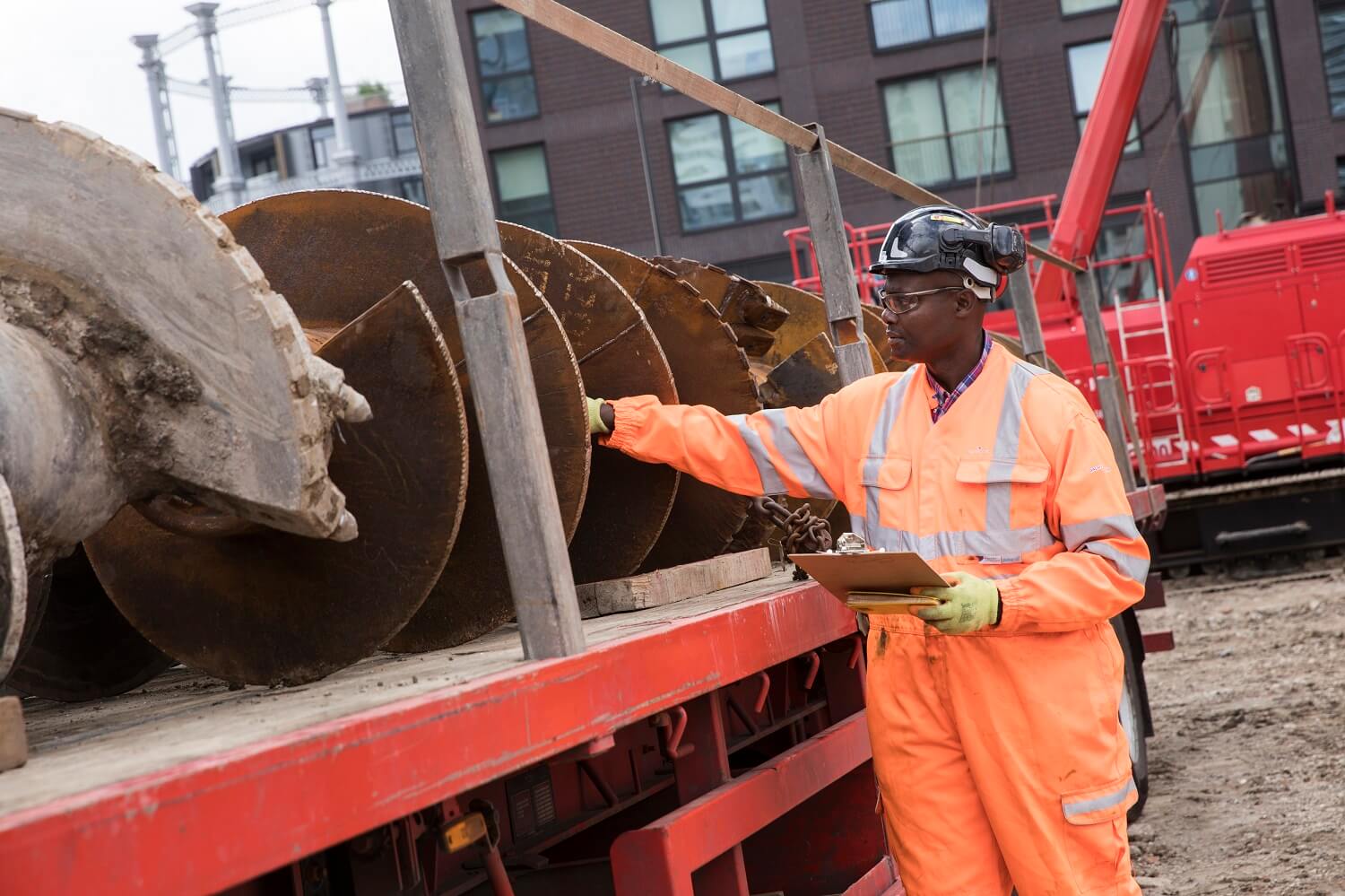 Retaining Wall Solution – Kings Cross S1 Development – Contiguous Pile Wall CFA LDA Piling (4) Felix Hyde