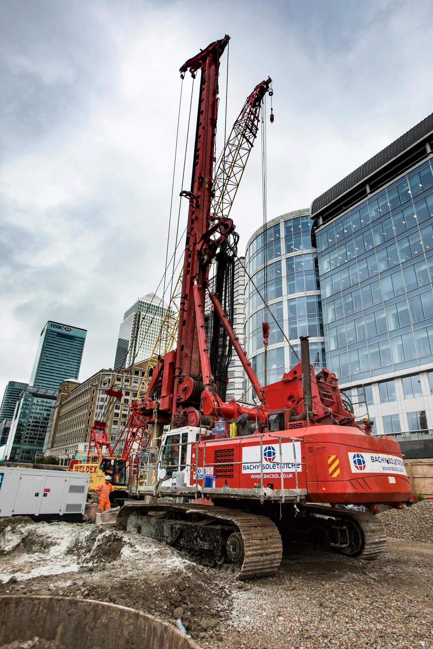 Retaining Wall Solution - Secant Retaining Wall LDA Piling - Spire London (6)