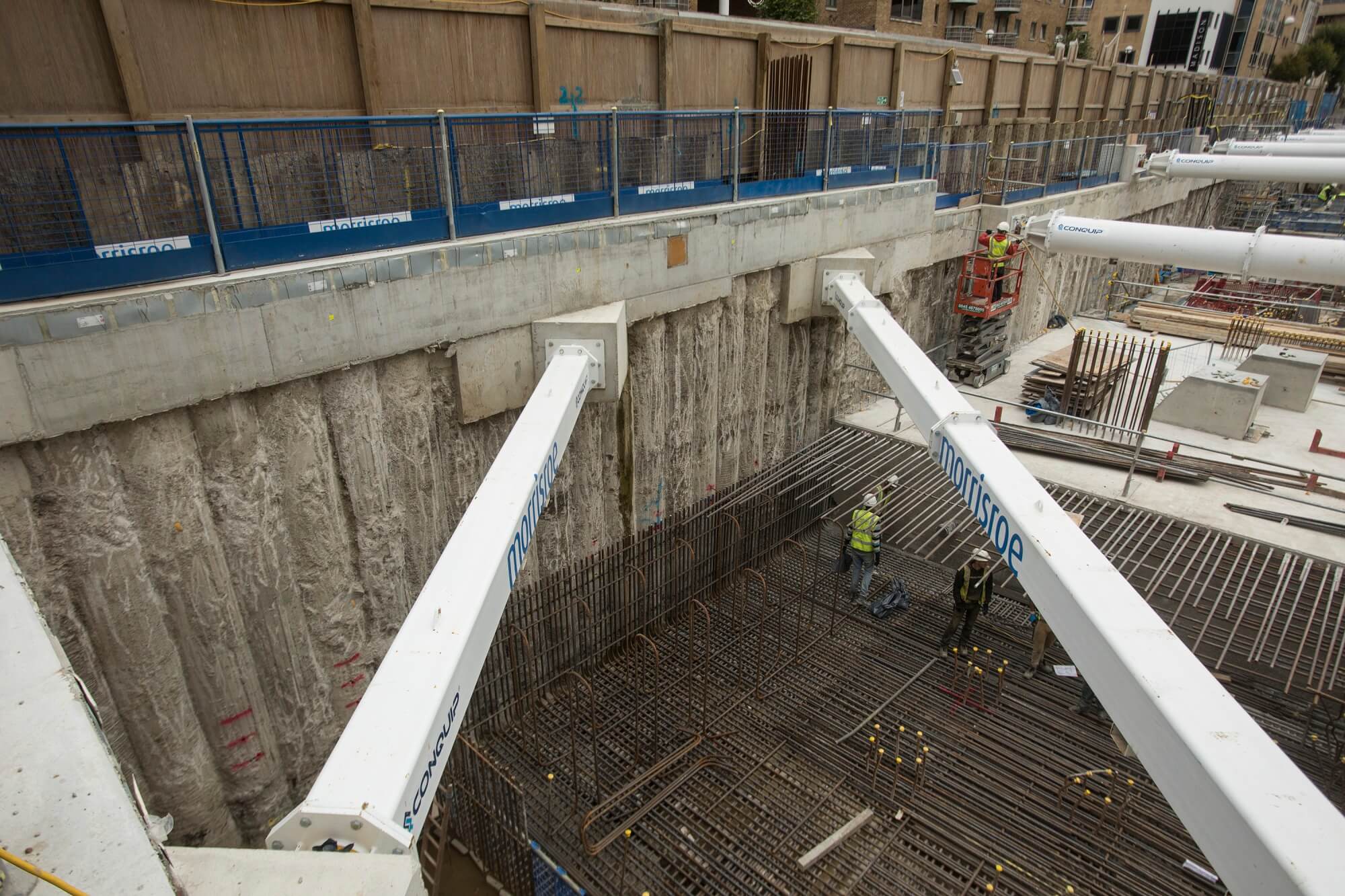 Retaining Wall Solution - The Madison Canary Wharf Project - Secant Pile Wall Contiguous Pile Wall CFA Piles (3)