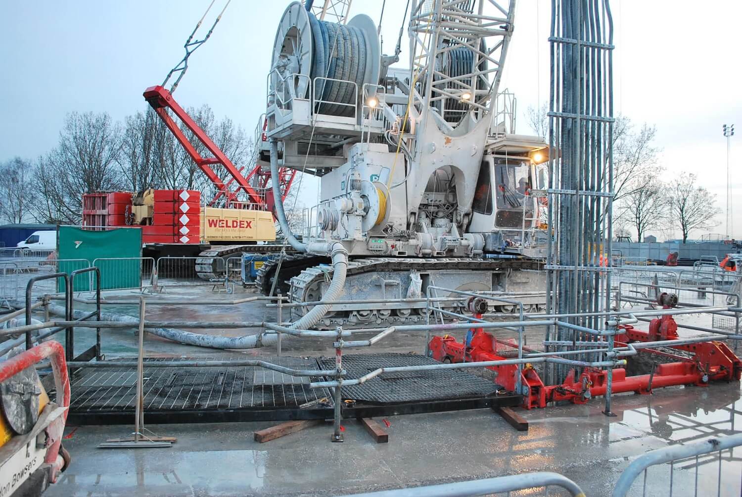 Retaining Wall Solution - Lee Tunnel - Diaphragm Wall Shaft (4)