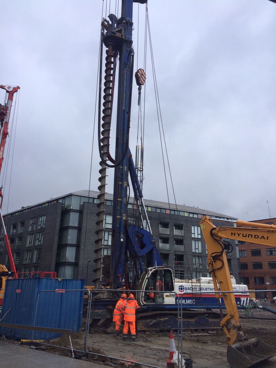 Foundations Solution - Nile Street Development - Large Diameter Auger and Secant Retaining Wall (1)