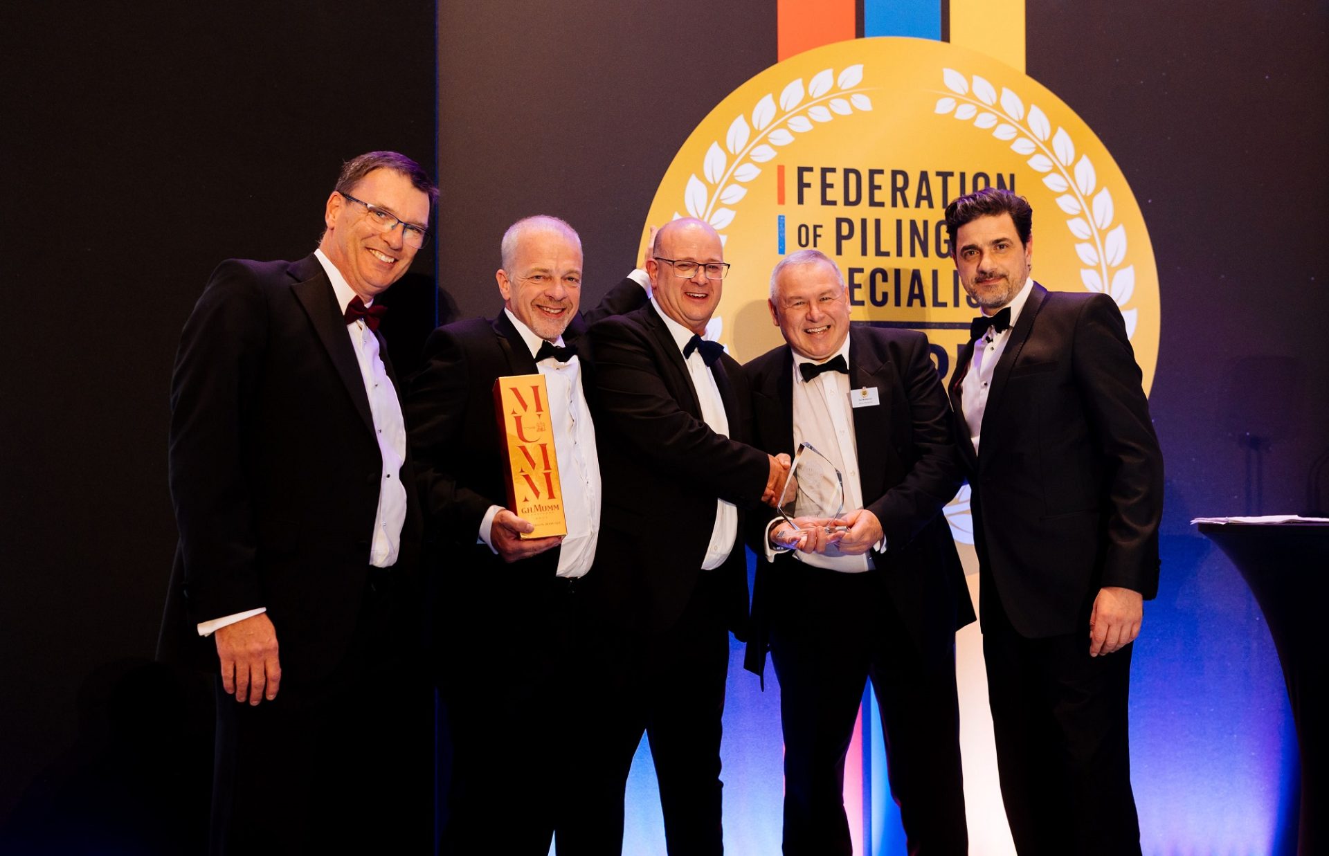 Insights – IGuards wins Safety Innovation Trophy at FPS Awards 20222 Insights - IGuards wins Safety Innovation Trophy at FPS Awards 20222