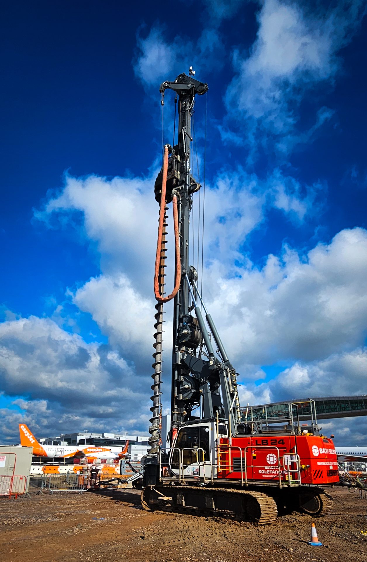 Gatwick Pier 6 Extension Bachy Soletanche